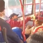 Birmingham. Fată de 16 ani, lovită în autobuz din cauză că nu purta mască: „Te omor!”