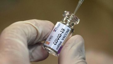 Vaccinul anti-COVID din Marea Britanie nu va fi pentru toată lumea. Cine va beneficia de el