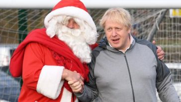 Cazurile și decesele de COVID sunt în scădere, în Marea Britanie. Boris Johnson dă speranțe pentru Crăciun