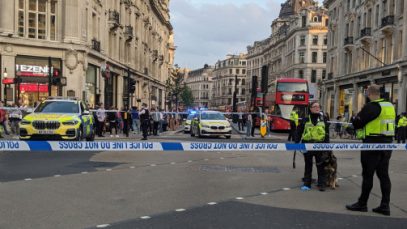 înjunghiat pe Oxford Street