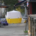 Noapte de groază în Londra: Doi morți. Mai multe persoane, împușcate într-o stație de autobuz