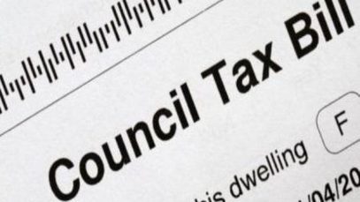 Anglia, taxele locale (Council Tax) cresc cu sute de lire sterline. Consiliile au nevoie de 8 miliarde pentru asistență socială și oamenii străzii