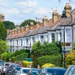 Prețul caselor din Marea Britanie explodează. S-a atins un nou record