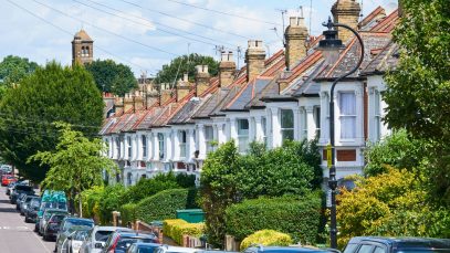 Prețul caselor din Marea Britanie explodează. S-a atins un nou record