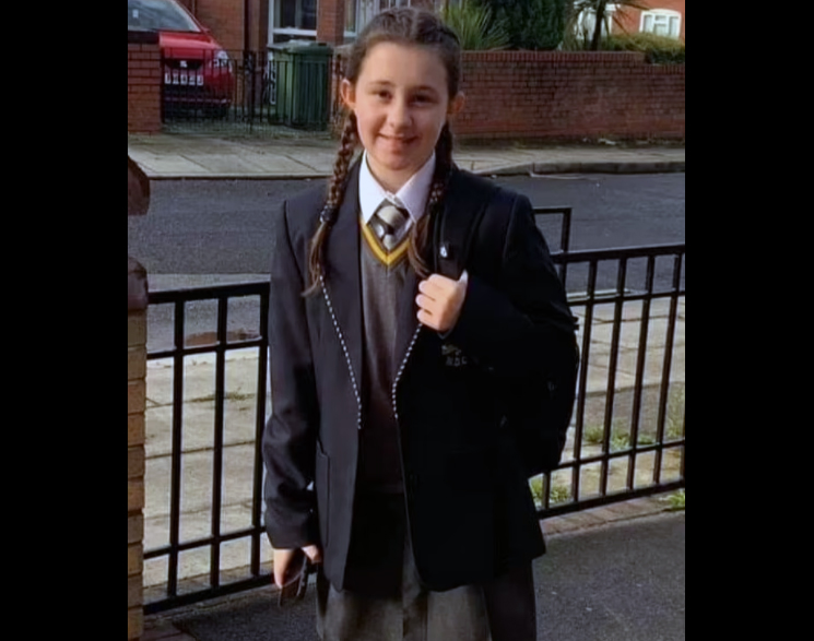 Anglia: Elevă de 12 ani, ucisă cu sălbăticie, pe stradă, de un băiat de 14 ani