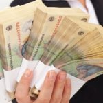 Românii din străinătate aduc mai mulți bani în țară decât toți investitorii străini