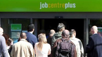 Guvernul britanic nu mai vrea asistați sociali. Șomerii care nu își găsesc de muncă în 4 săptămâni vor fi sancționați
