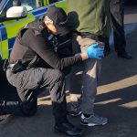Parlamentar britanic: „Poliția londoneză încurajează tinerii să poarte cuțite”