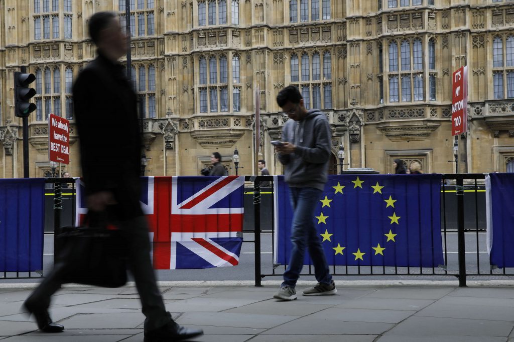 Studenții europeni părăsesc universitățile britanice