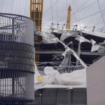 Vântul puternic a distrus o parte a cupolei „The O2 Arena” din Londra