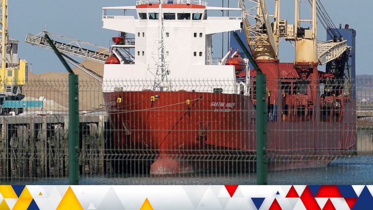 Marea Britanie distruge economia Rusiei. Se interzic exporturile, navele rusești - blocate să intre în porturile britanice