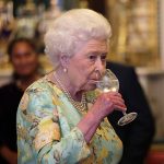 regina bea numai vin romanesc