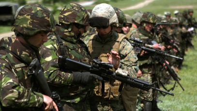 România își actualizează bazele de date cu bărbați care au făcut armata sau ar putea fi încorporați