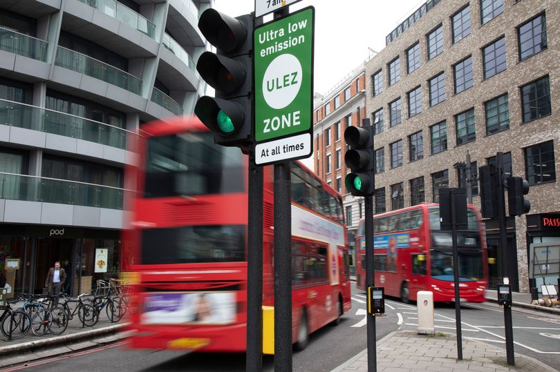 Taxa ULEZ va fi extinsă pentru toată Londra, până la M25. Sadiq Khan a făcut anunțul