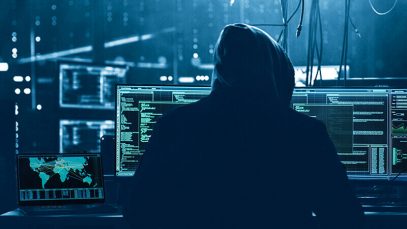 Hacker român din Marea Britanie, implicat în atacurile cibernetice rusești asupra infrastructurii IT din România