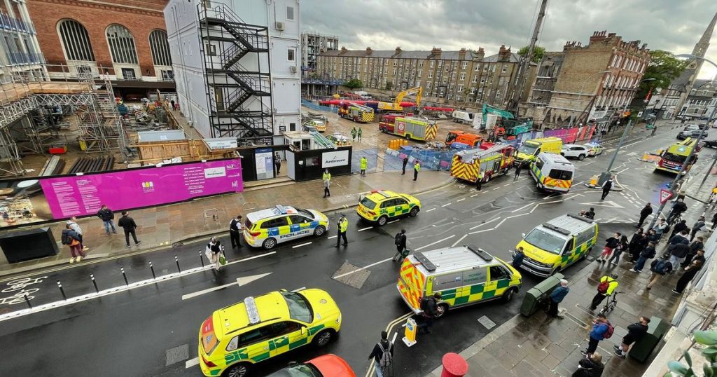 Hammersmith: Doi muncitori răniți grav în urma prăbușirii unei schele